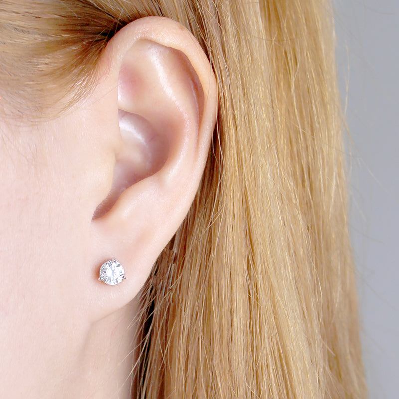 LENYA ต่างหู SWAROVSKI ZIRCONIA ทรงกลม ตัวเรือนเงินแท้ชุบทองคำขาวแท้