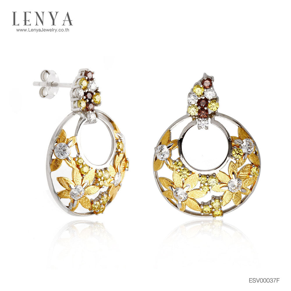 LENYA ต่างหูเงินแท้ 925 ชุบทองขาว และ ชุปทองคำ ประดับด้วย Swarovski Zirconia  มีทำลาย Texture ที่ดอกไม้ ฉลุลายดอกไม้น่ารัก