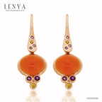 LENYA ต่างหูประดับคาเนเลี่ยน(Carnelian) เป็นหินแห่งคำอวยพรให้พบเจอแต่ความสุข ความเจริญก้าวในชีวิต เสริมบารมี  และเม็ดเล็ก อะเมทิสต์ แซฟไฟซ์สีส้ม และซิทริน ตัวเรือนเงินแท้ชุบทอง