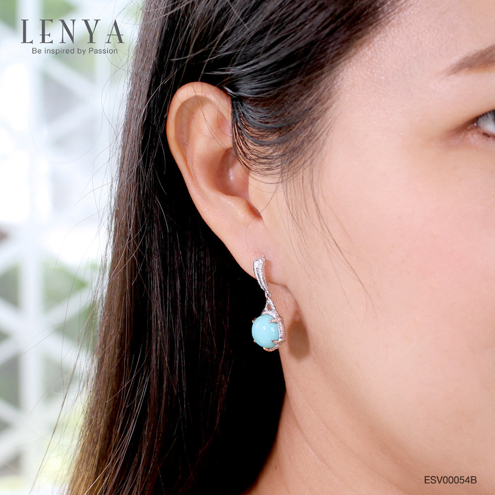 LENYA ต่างหูเทอควอยส์ (Turquoise) สีฟ้า หลังเบี้ย ทรงกลม ตัวเรือนเงินแท้ชุบสีทองคำขาวและทองคำ