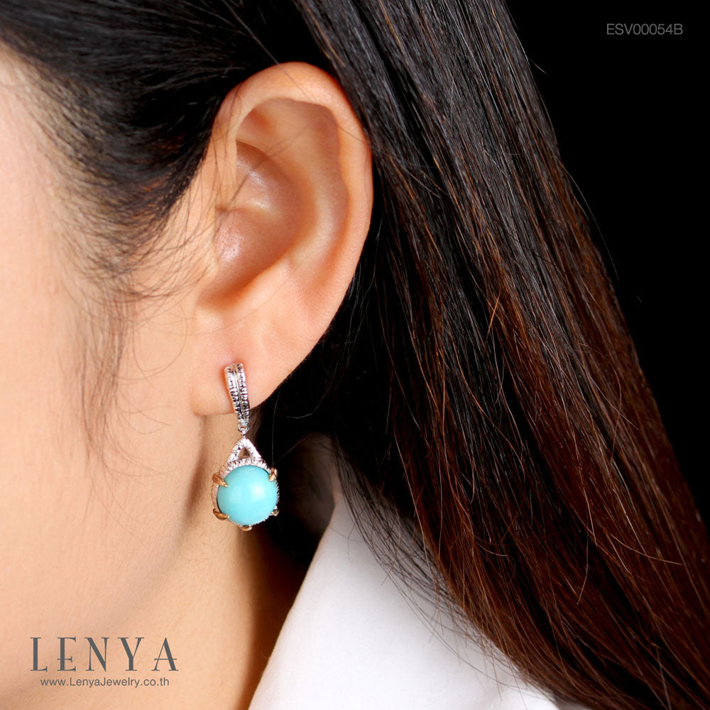 LENYA ต่างหูเทอควอยส์ (Turquoise) สีฟ้า หลังเบี้ย ทรงกลม ตัวเรือนเงินแท้ชุบสีทองคำขาวและทองคำ