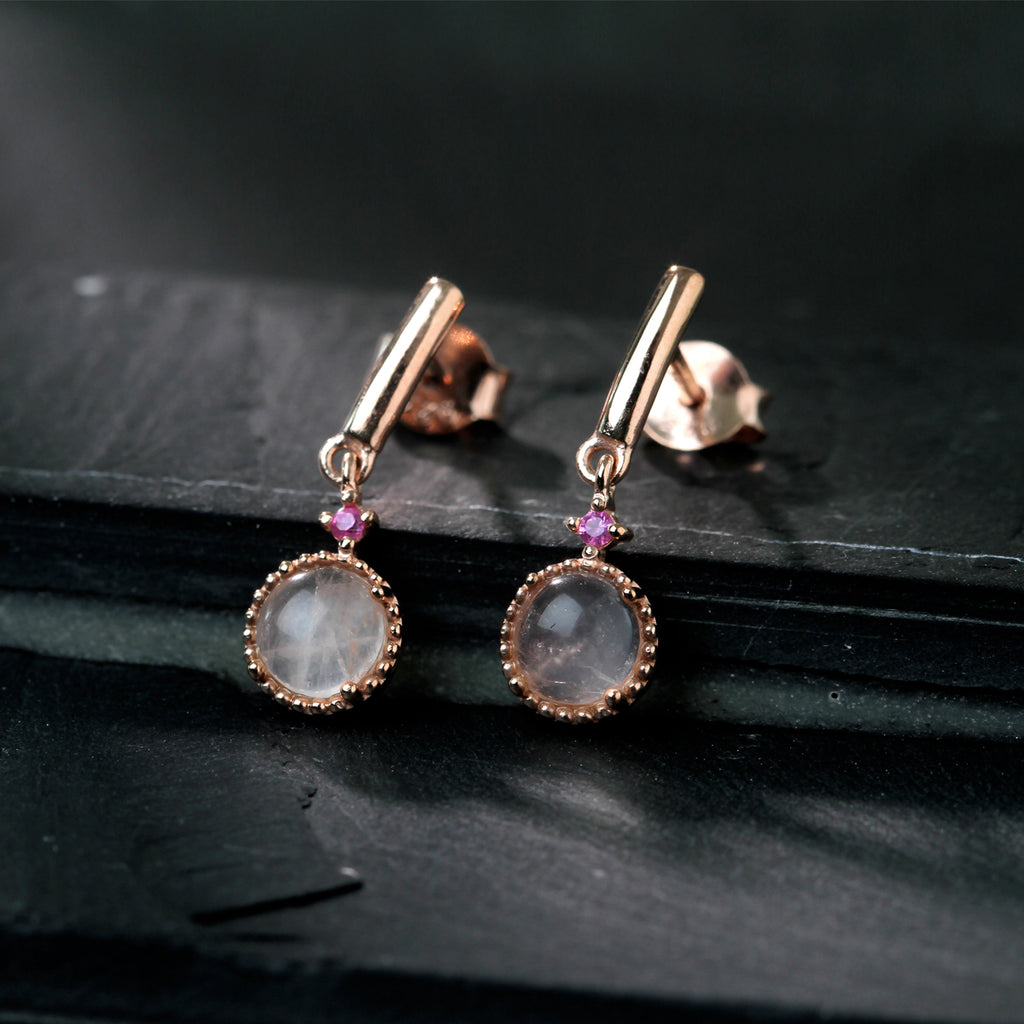 LENYA ต่างหูโรสควอตซ์ (Rose Quartz) และแซฟไฟร์สีชมพู (Pink Sapphire) ตัวเรือนเงินแท้ชุบพิงค์โกล์ด