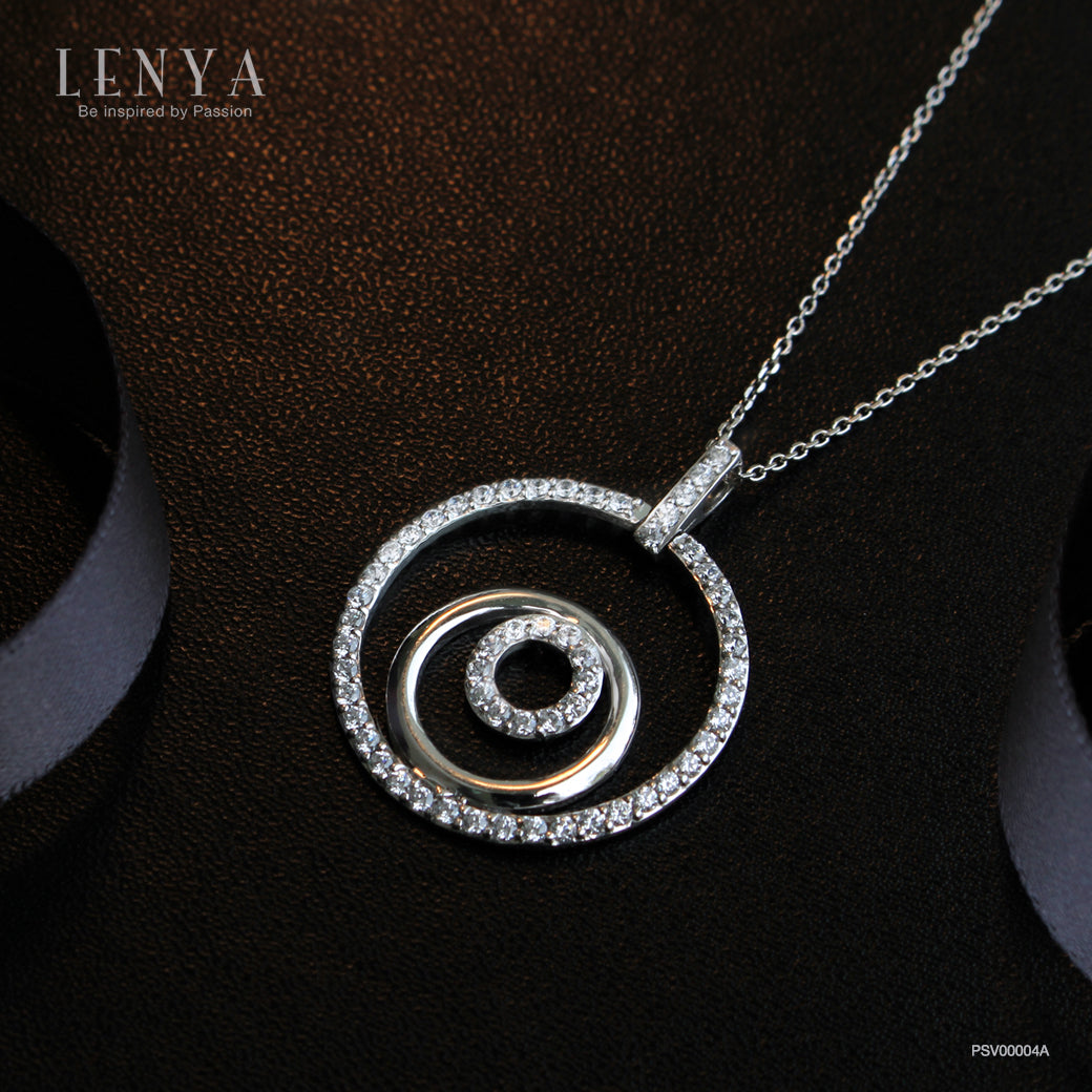 LENYA จี้เพชร DiamondLike ดีไซน์เก๋ด้วยวงกลมล้อมกันถึง 3 ชั้น ตัวเรือนเงินแท้ชุบทองคำขาว