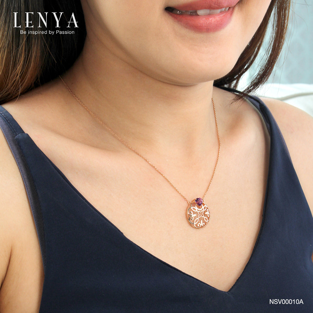 LENYA สร้อยเงินแท้ 925 ชุบพิ้งโกล ดีไซน์เป็นฐานลายฉลุรูปดอกไม้ ประดับด้วยด้วยอัญมณีอเมทิตส์ (Amethyst)