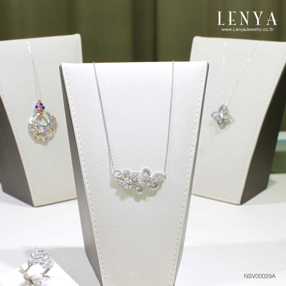 LENYA สร้อยคอ CZ DiamondLike ดีไซน์ดอกไม้และใบไม้ ตัวเรือนเงินแท้925 ชุบทองคำขาว