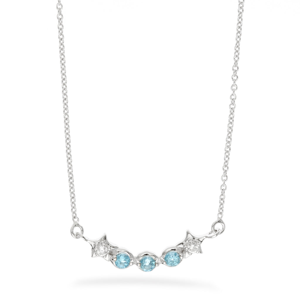 LENYA สร้อยคอเงินแท้ 925 ประดับพลอยสีฟ้า บลูโทแพซ (Blue Topaz ) และสีขาว ไวท์โทแพซ ( White Topaz) ชุบทองขาวดีไซน์สุดเก๋ ในลุคสาวหวานน่ารัก เพิ่มเสน่ห์ดึงดูดในตัวคุณ