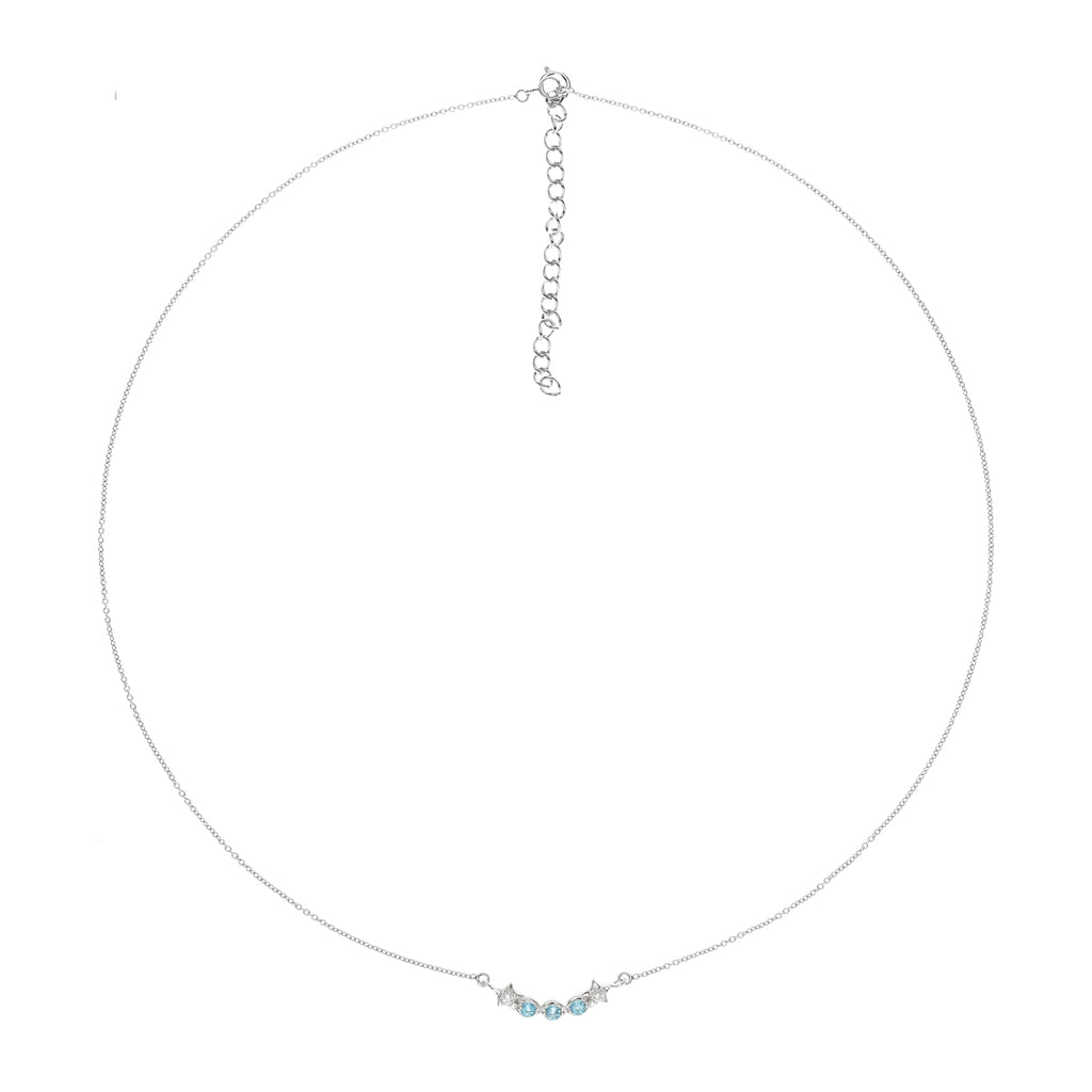 LENYA สร้อยคอเงินแท้ 925 ประดับพลอยสีฟ้า บลูโทแพซ (Blue Topaz ) และสีขาว ไวท์โทแพซ ( White Topaz) ชุบทองขาวดีไซน์สุดเก๋ ในลุคสาวหวานน่ารัก เพิ่มเสน่ห์ดึงดูดในตัวคุณ
