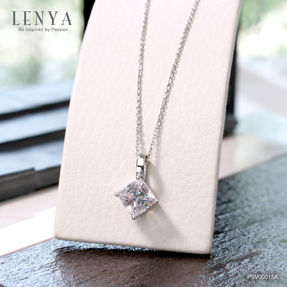 LENYA จี้ CZ  DiamondLike สี่เหลี่ยมเสริมลุคใส่สบาย ขนาด 7 มิล ตัวเรือนเงินแท้925ชุบทองคำขาว