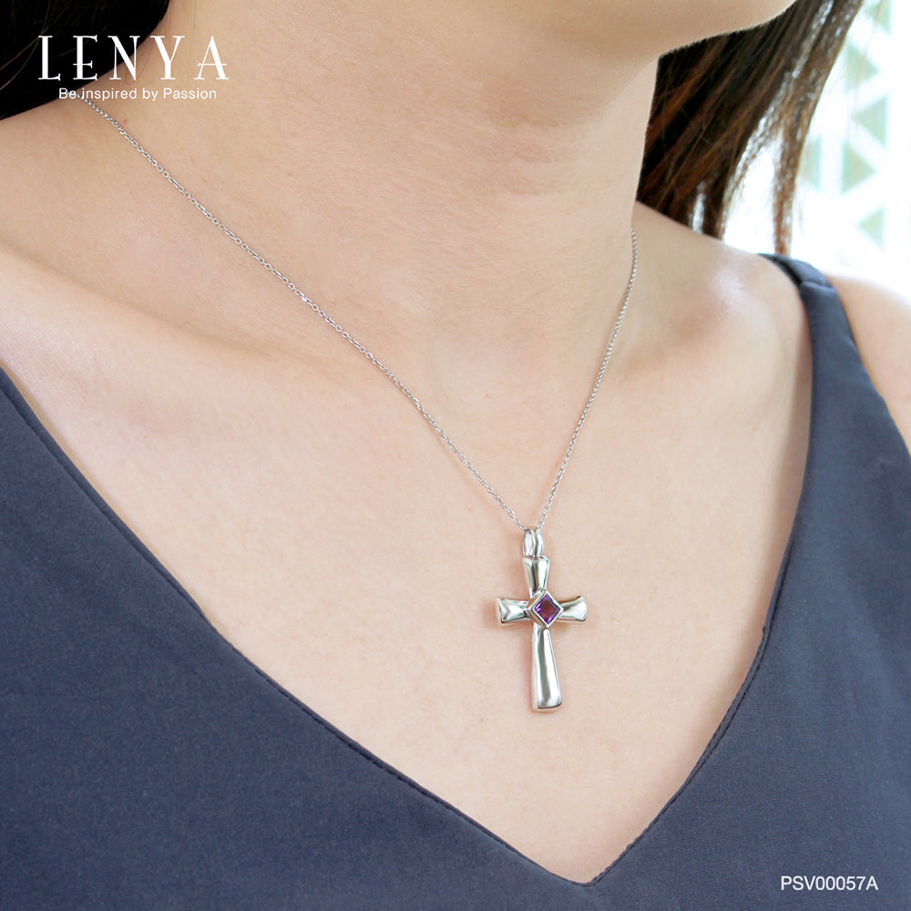 LENYA จี้พลอยอเมทิสต์(Amethyst) ดีไซน์แบบรูปไม้กางเขน เหมาะสำหรับผู้ที่นับถือศาสนาคริสต์ บนตัวเรือนเงินแท้ชุบทองคำขาว