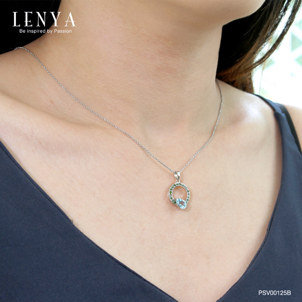 LENYA จี้เงินแท้ ประดับด้วยพลอยบลูโทแพซ (Blue Topaz) และ ซาโวไลท์
