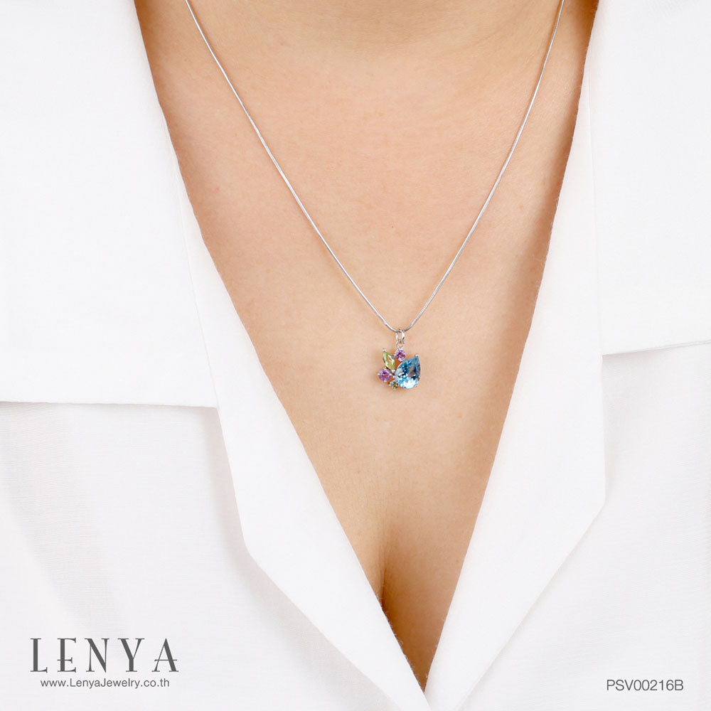 LENYA จี้พลอยบลูโทแพซ เสริมความมั่นใจ ชัดเจน ปัญญา ขนาด 8x6 มิล ตัวเรือนเงิน925 ชุบทองคำขาว