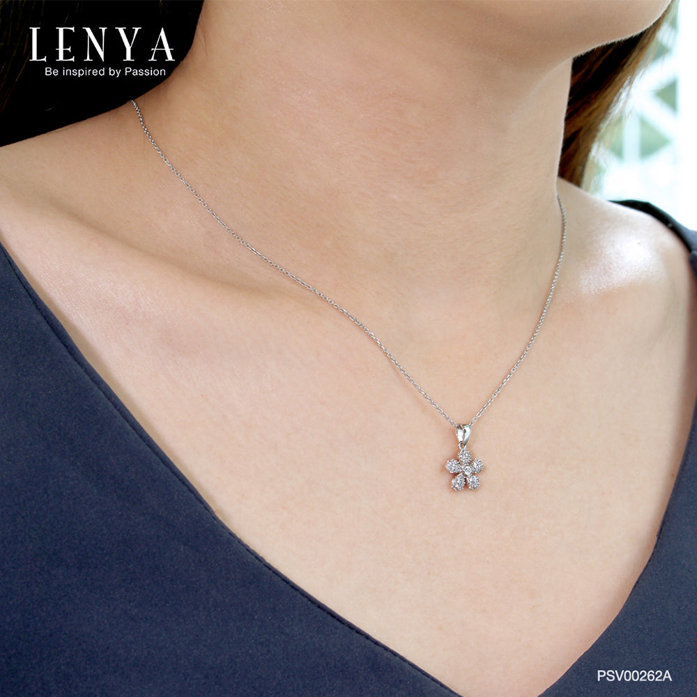 LENYA จี้CZ DiamondLike ดอกไม้สัญลักษณ์ความสวยงาม ความอ่อนโยน ความรัก ตัวเรือนเงินแท้925 ชุบทองคำขาว