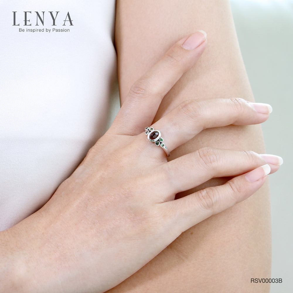 LENYA แหวนพลอยโกเมน(Garnet)  ประดับพลอยซาโวไรท์(Tsavorite) เหมาะสวมใส่ได้ทุกวัน ตัวเรือนเงินแท้ชุบทองคำขาว