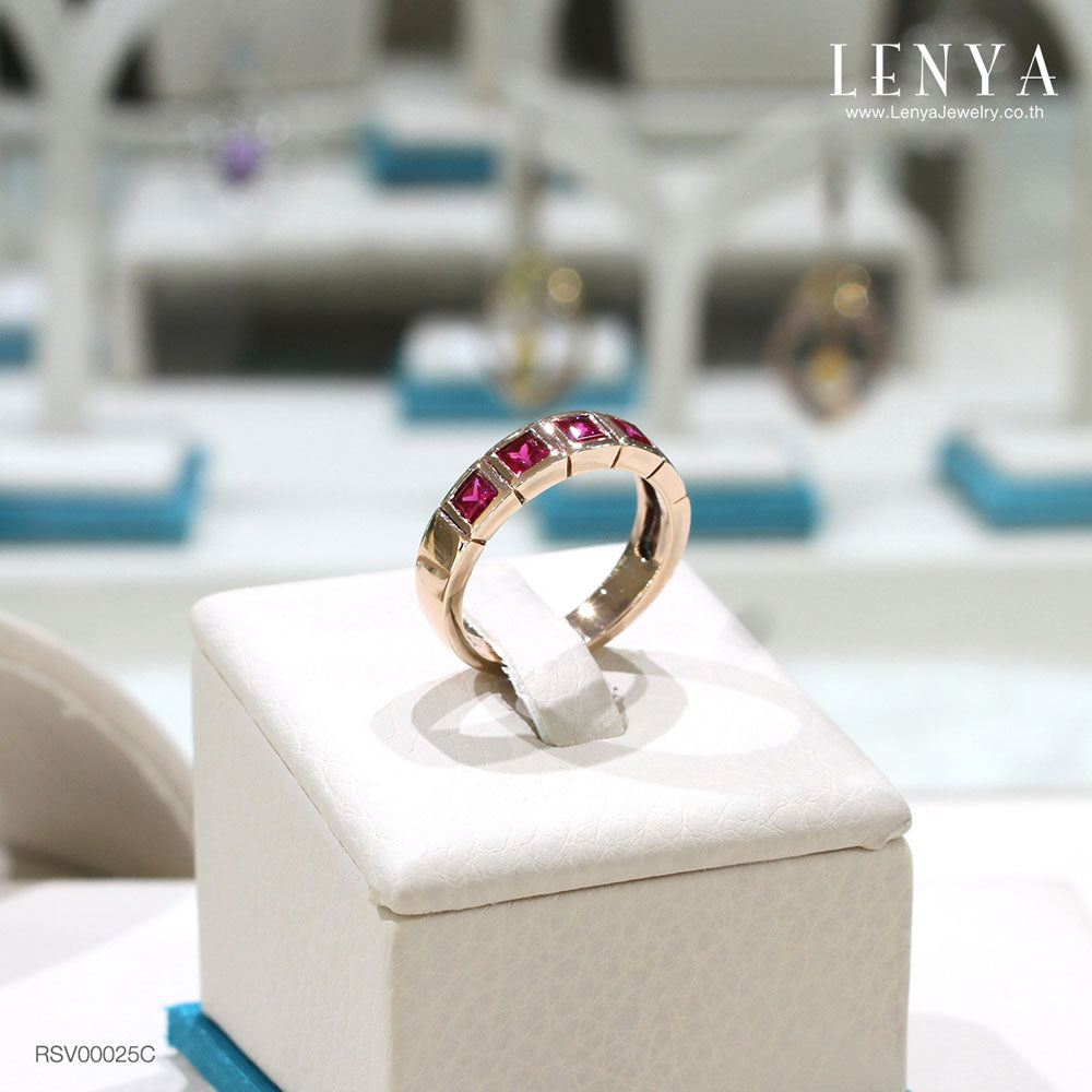 LENYA แหวนพลอยสีแดง จาก Swarovski เสริมรสนิยม ขนาด 3x3 มิล ตัวเรือนเงินแท้925 ชุบพิงค์โกลด์