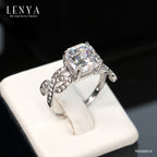 LENYA แหวนเพชร DiamondLike รูปทรงชูเพชรสี่เหลี่ยมดูเก๋ไก๋ ไม่เหมือนใคร บนตัวเรือนเงินแท้ชุบทองคำขาว