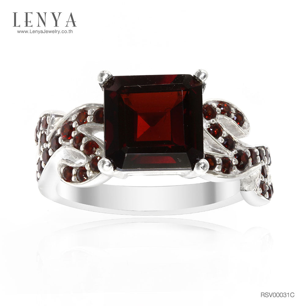 LENYA แหวนเงินแท้ ประดับพลอยโกเมน (Garnet) เสริมบุคลิกความมั่นใจ เสริมให้ร่ำรวย อัญมณีประจำเดือนมกราคม