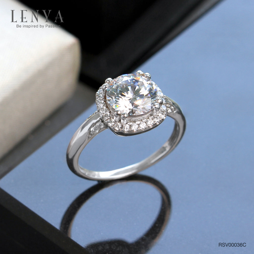 LENYA แหวนเงินแท้ 925 ชุบทองคำขาว ประดับด้วย SWAROVSKI ZIRCONIA สีขาว สวยคลาสสิค  เสริมบุคลิกเพิ่มความมั่นใจ