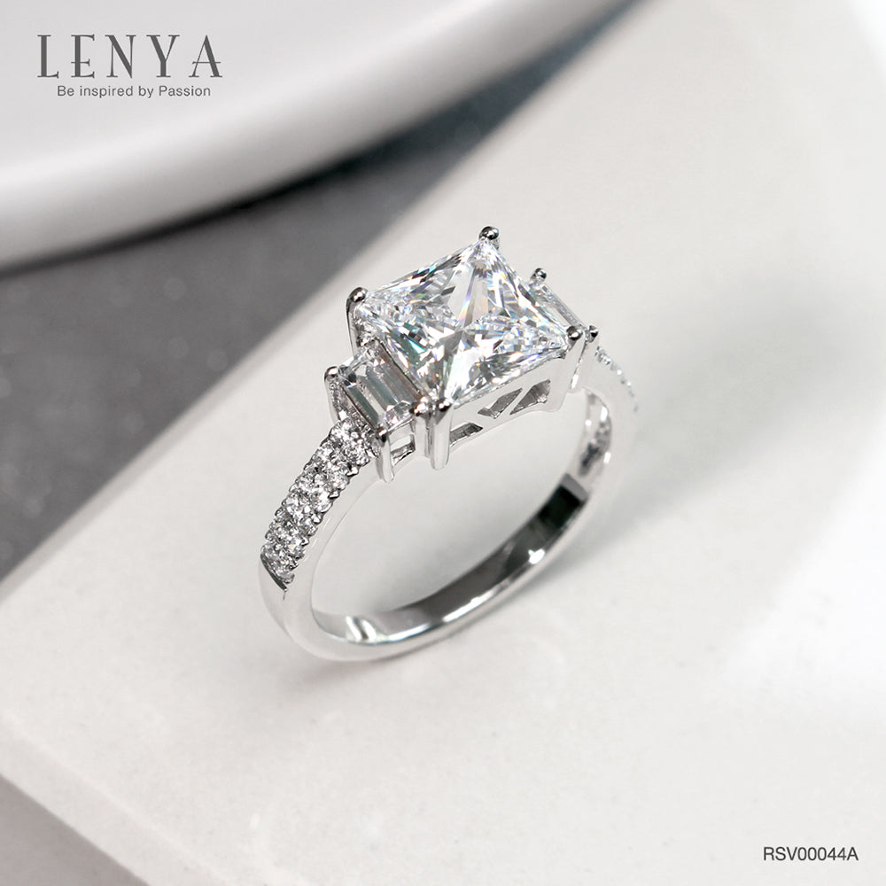 LENYA แหวน CZ Diamondlike เสริมบุคลิกและความมั่นใจ ขนาด 7 มิล ตัวเรือนเงินแท้925 ชุบทองคำขาว