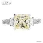 LENYA แหวนเพชร DiamondLike ทรง Princess Cut เลิศหรูสีแฟชั่น Yellow Light ประดับด้วย Cubic Zirconia มากถึง 30 เม็ด ตัวเรือนทำจากเงินแท้ 925 ชุบทองคำขาวเพิ่มมิติความสว่าง