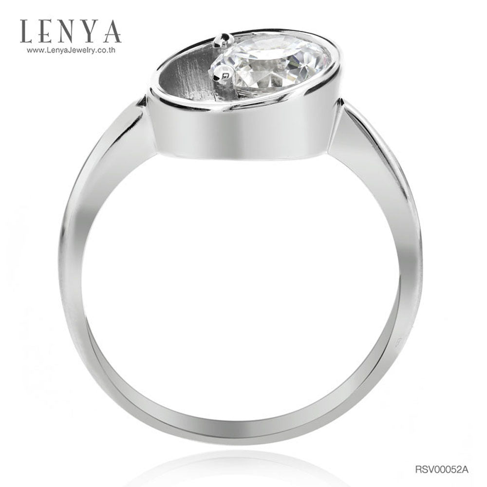 LENYA แหวนเพชร DiamondLike ขนาดเพชร 1 กะรัต ย้ำความโดดเด่นที่ไม่เหมือนใคร ดีไซน์สุดเก๋ บนตัวเรือนเงินแท้ชุบทองคำขาว