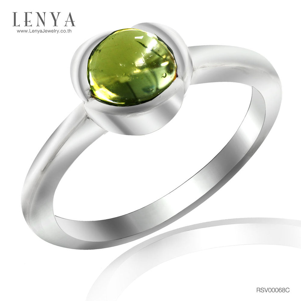 LENYA แหวนพลอยเพอริดอท (Peridot) พลอยหลังเบี้ย ปกป้องคุ้มครองเสริมสิริมงคล ความโชคดี นำพาความเจริญรุ่งเรืองในชีวิต หัวแหวนดีไซน์เป็นกลีบดอกไม้ ตัวเรือนเงินแท้ชุบทองคำขาว