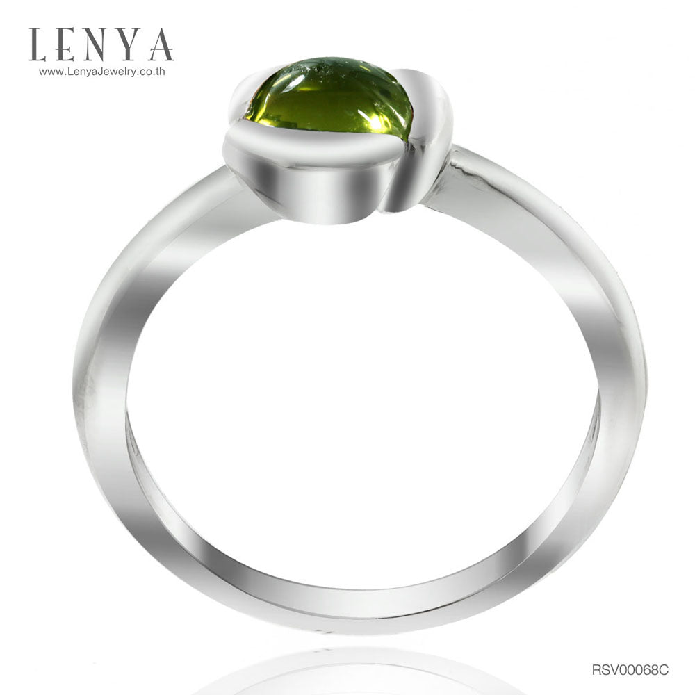 LENYA แหวนพลอยเพอริดอท (Peridot) พลอยหลังเบี้ย ปกป้องคุ้มครองเสริมสิริมงคล ความโชคดี นำพาความเจริญรุ่งเรืองในชีวิต หัวแหวนดีไซน์เป็นกลีบดอกไม้ ตัวเรือนเงินแท้ชุบทองคำขาว
