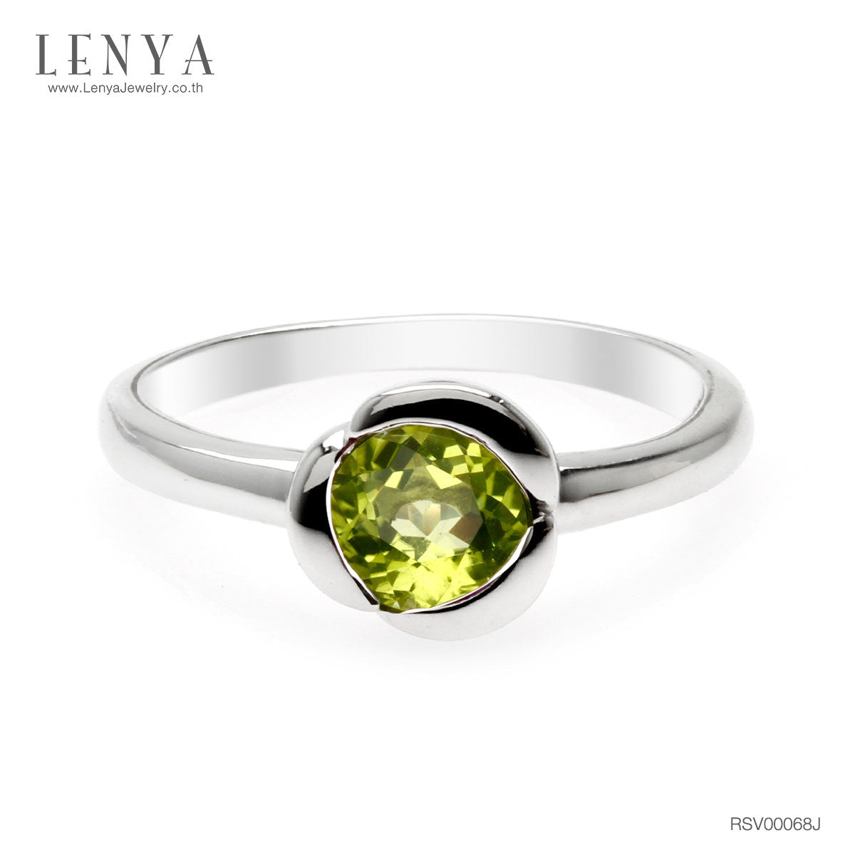 LENYA แหวนพลอยเพอริดอท (Peridot) ปกป้องคุ้มครองเสริมสิริมงคล ความโชคดี นำพาความเจริญรุ่งเรืองในชีวิต หัวแหวนดีไซน์เป็นกลีบดอกไม้ ตัวเรือนเงินแท้ชุบทองคำขาว