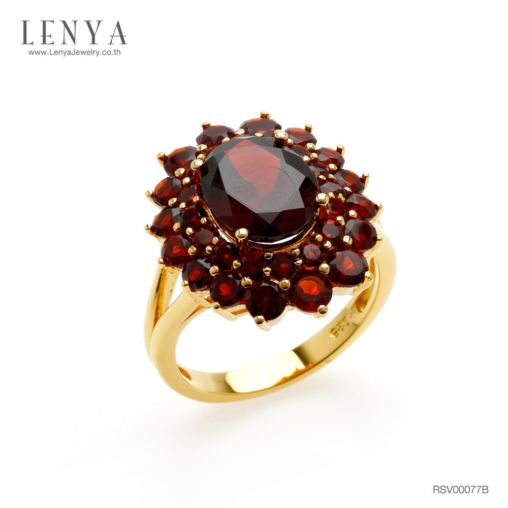 LENYA แหวนพลอยโกเมนหรือการ์เนต (Garnet) ดีไซน์หรูคลาสสิค ประดับด้วยพลอยสีแดงจำนวน 33 เม็ด ตัวเรือนเงินแท้ชุบทอง