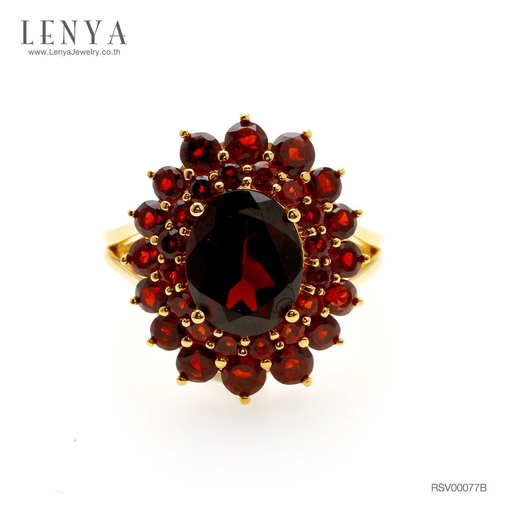 LENYA แหวนพลอยโกเมนหรือการ์เนต (Garnet) ดีไซน์หรูคลาสสิค ประดับด้วยพลอยสีแดงจำนวน 33 เม็ด ตัวเรือนเงินแท้ชุบทอง