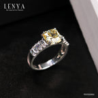 LENYA แหวนเพชร DiamondLike สีเหลือง รูปทรงสี่เหลี่ยม เสริมบ่าข้างด้วย เพชร DiamondLike ทรงบาเก็ตต์ สวยเก๋เด่นเป็นสง่า บนตัวเรือนเงินแท้ชุบทองคำขาว