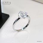 LENYA แหวนเพขร DiamondLike ทรงสี่เหลี่ยนม Princess ตัวเรือนเงินแท้ 925 ชุบทองคำขาว