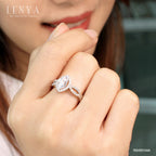 LENYA แหวนเงินแท้ ประดับด้วย คิวบิกเซอร์โคเนีย (Cubic Zirconia) เรียบหรู เสริมบุคลิกเพิ่มความมั่นใจ ตัวเรือนเงินแท้ 925 ชุบทองขาว
