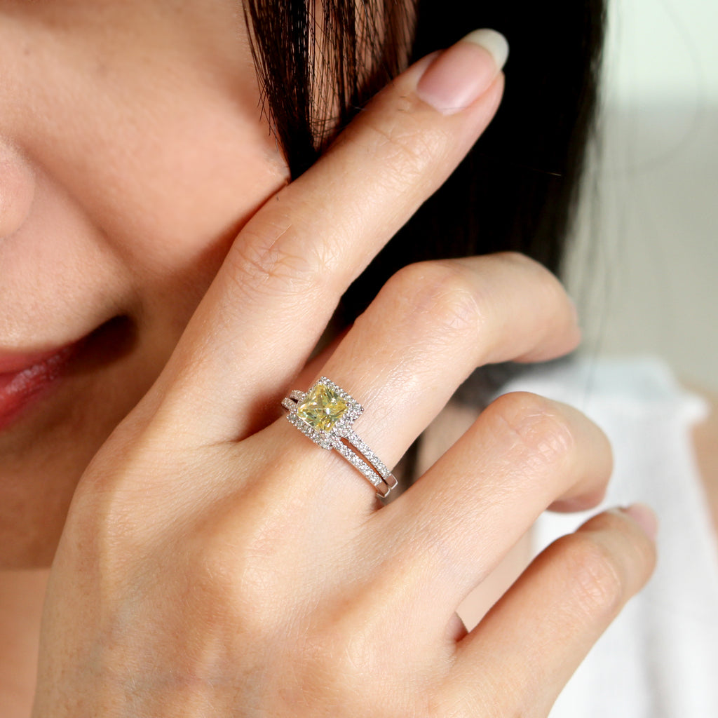 LENYA แหวน CZ สีเหลือง Diamondlike เสริมบุคลิกความมั่นใจ ขนาด 6 มิล ตัวเรือนเงินแท้925 ชุบทองคำขาว