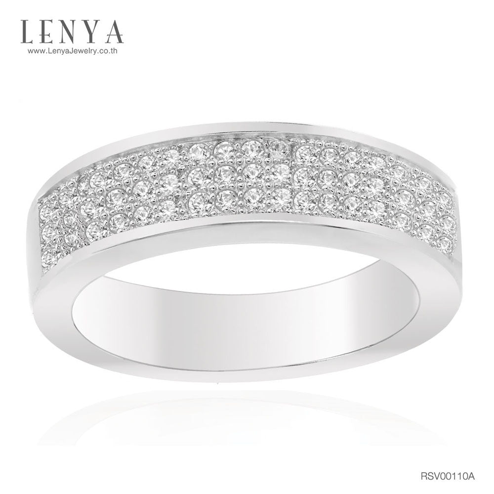 LENYA แหวนเพชร DiamondLike เรียบแต่หรูด้วยการฝังเพชร DiamondLike รอบตัวเรือน บนตัวเรือนเงินแท้ชุบทองคำขาว