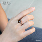 LENYA แหวนพลอยสโมคกี้ควอร์ซ (Smoky Quartz) สีน้ำตาล เสริมอำนาจบารมี ช่วยกระตุ้นพลังความกระตือรือร้นในการทำงาน ให้งานบรรลุความสำเร็จ ตัวเรือนเงินแท้ชุบทองพิ้ง์โกลด์