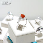 LENYA แหวนเงินแท้ 925 ดีไซน์สุดเก๋ ประดับหินสีส้มคาร์เนเลียน (Carnelian )เป็นหินแห่งคำอวยพรให้พบเจอแต่ความสุข ความเจริญก้าวในชีวิต เสริมบารมีและเปล่งประกายระยิบระยับด้วยคิวบิกเซอร์โคเนีย ตัวเรือนชุบทองคำขาว