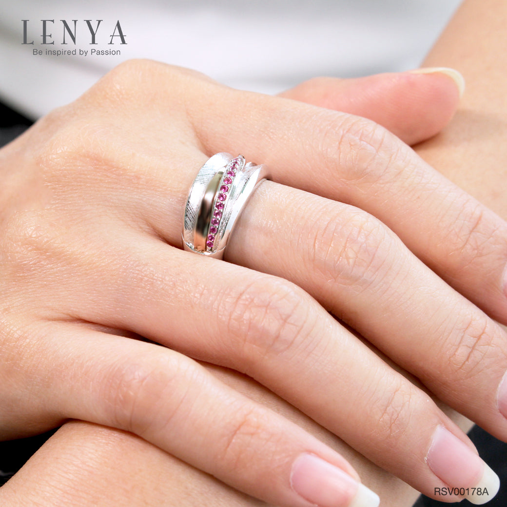 LENYA แหวนประดับ SWAROVSKI ZIRCONIA สีชมพู ตัวเรือนเงินแท้925 มี Texture ชุบทอง 2 สี พิ้งค์โกลด์ และทองคำขาว