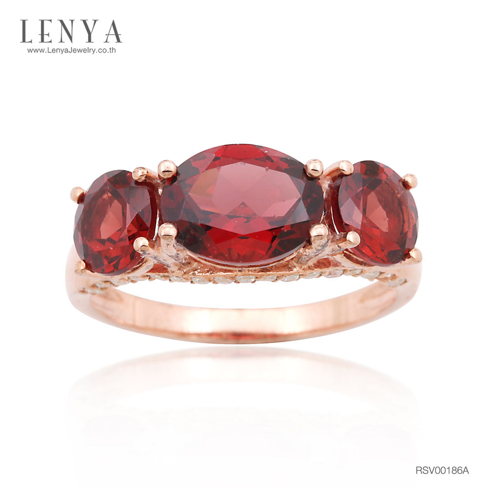 LENYA แหวนโกเมน(Garnet)  ประดับด้วยคิวบิกเซอร์โคเนีย (Cubic Zirconia) ตัวเรือนเงินแท้ 925 ชุบทองพิ้งโกลด์