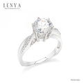 LENYA แหวน เพชร DiamondLike เม็ดใหญ่ ประดับด้วย Cubic Zirconia วิ่งโค้งเข้าหาใจกลางแหวน ให้ความรู้สึกสุดหรูพร้อมอ่อนโค้งภายในวงเดียว