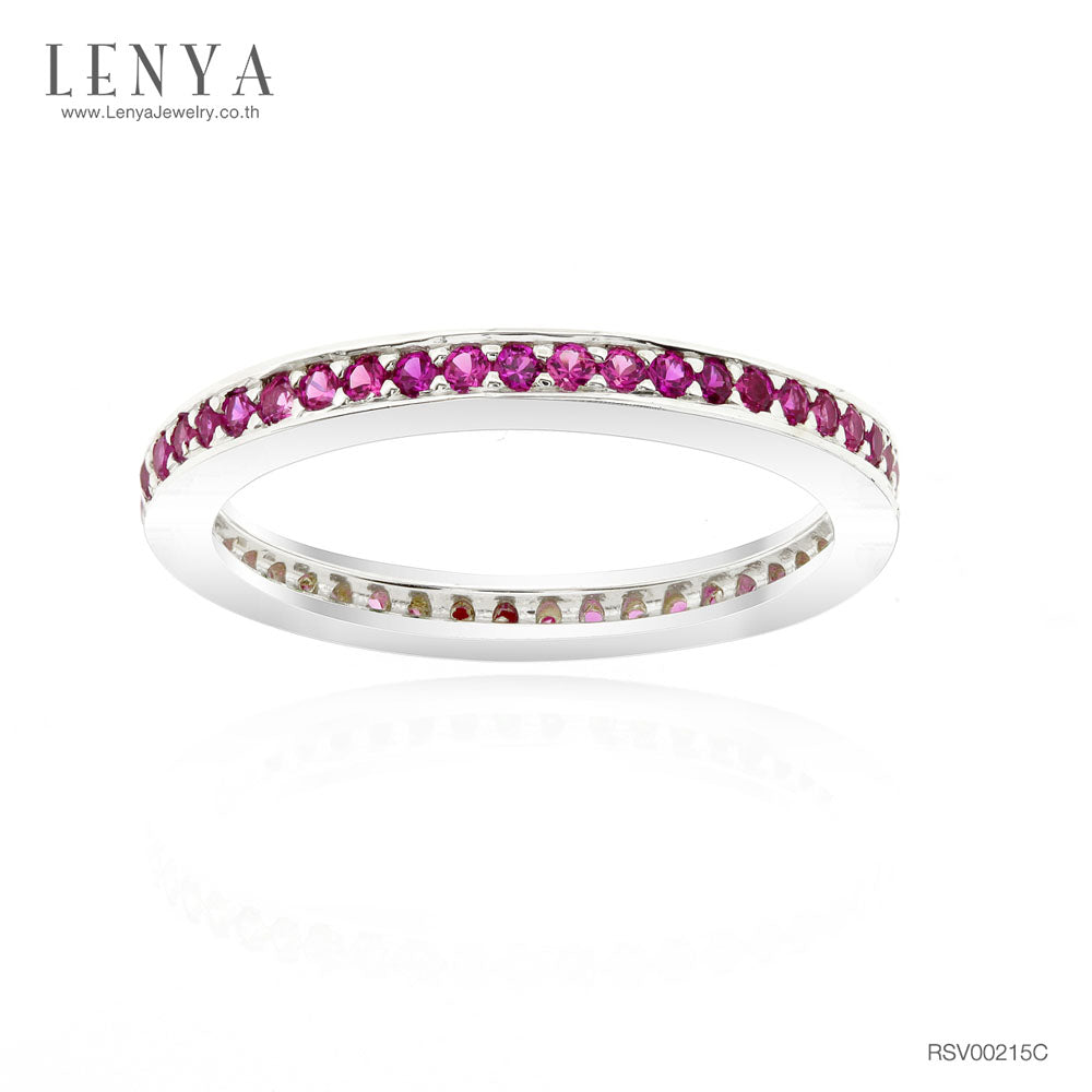 LENYA แหวน LENYA ETERNAL ประดับด้วย SWAROVSKI ZIRCONIA สีทับทิม บนตัวเรือนเงินแท้ชุบทองคำขาวแท้ ดีไซน์แบบแถวเดี่ยวเต็มวง สวยคลาสสิค