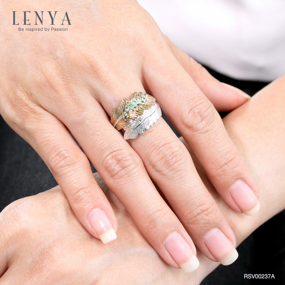 LENYA แหวน  ดีไซน์ทรงใบไม้ 2 ใบประดับพลอย ซาโวไรท์ (Tsavorite) และสโมคกี้ควอทซ์ (Smoky Quartz) ตัวเรือนเงินแท้ชุบสีแบบทูโทน ชุบทองคำขาว และทองคำแท้