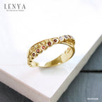 LENYA แหวนเงิน ชุบทอง18เค ประดับพลอย สีแดง โกเมน(Garnet) สีเหลือง บุษราคัม ( Yellow Sapphire) ในรูปแบบดีไซน์ที่เรียบๆแต่มีลูกเล่น ที่สร้างความโดดเด่น และสีสีนที่ดูลงตัว