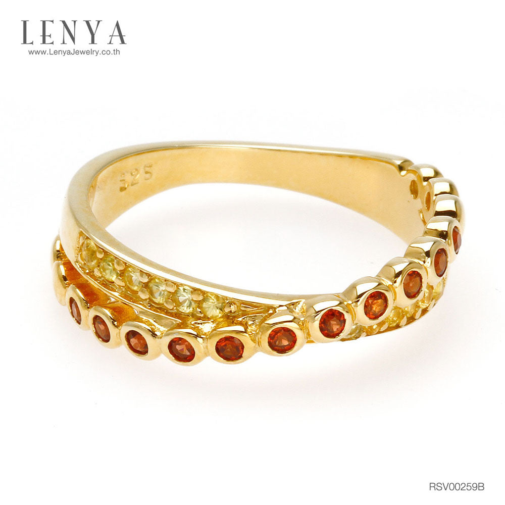 LENYA แหวนเงิน ชุบทอง18เค ประดับพลอย สีแดง โกเมน(Garnet) สีเหลือง บุษราคัม ( Yellow Sapphire) ในรูปแบบดีไซน์ที่เรียบๆแต่มีลูกเล่น ที่สร้างความโดดเด่น และสีสีนที่ดูลงตัว