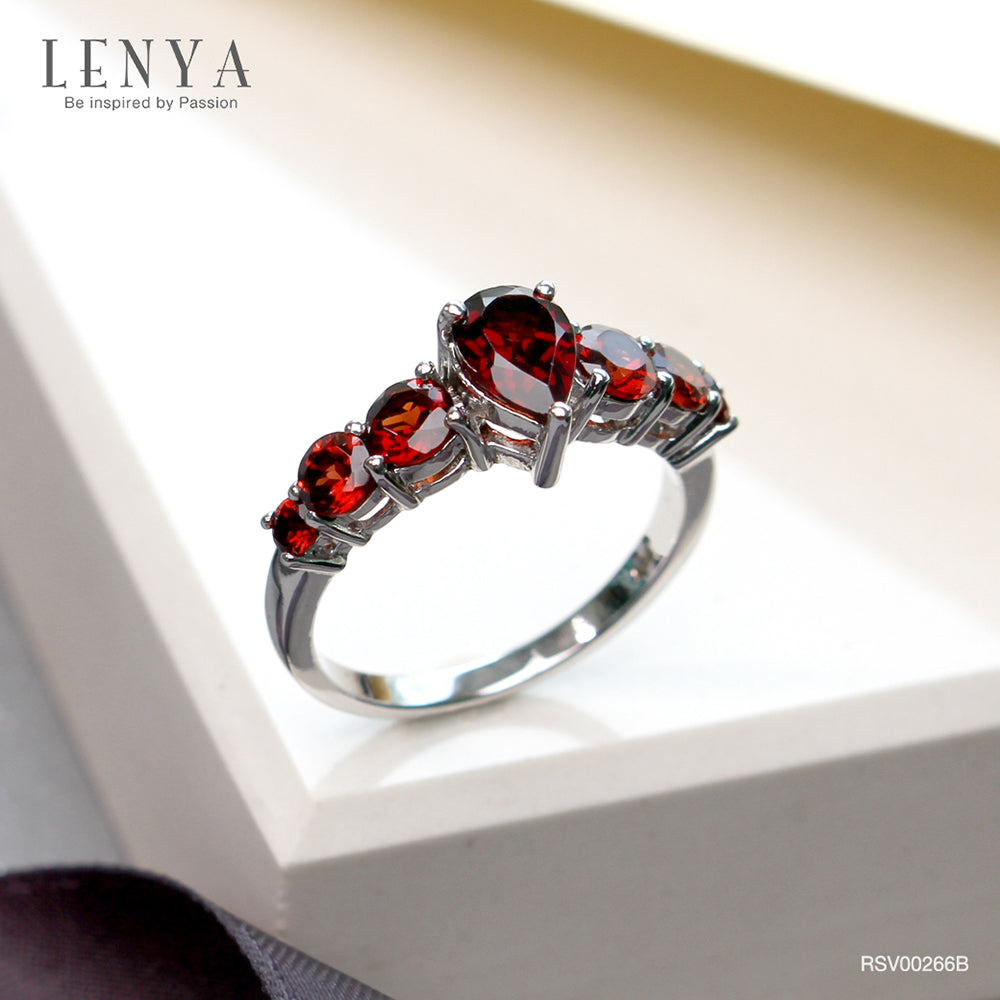 LENYA แหวนโกเมน เงินแท้ 925 ชุบทองขาว  เพิ่มเสน่ห์ให้กับเรียวนิ้ว  ด้วย พลอยสีแดง โกเมน( Garnet )