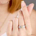 LENYA แหวน เพชร DiamondLike เม็ดกลางสีแฟนซี มาพร้อม Cubic Zirconia หลายเม็ดประดับบนตัวเรือน ที่พร้อมจะสะท้อนความโดดเด่นในตัวคุณ ตัวเรือนทำจากเงินแท้ชุบทองคำขาวเกรดพรีเมี่ยม