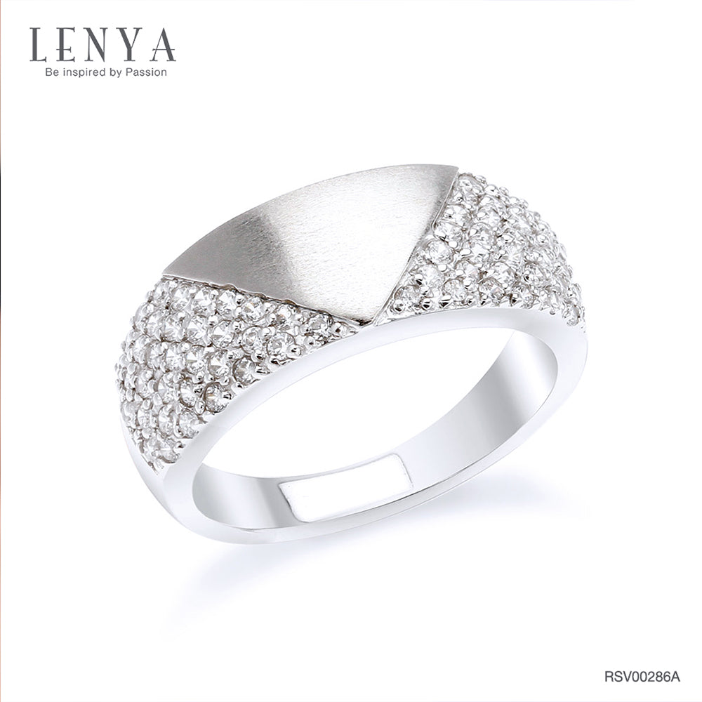 LENYA แหวน CZ Diamondlike เสริมบุคลิกและความมั่นใจ ขนาด 1.25 มิล ตัวเรือนเงินแท้925 ชุบทองคำขาว