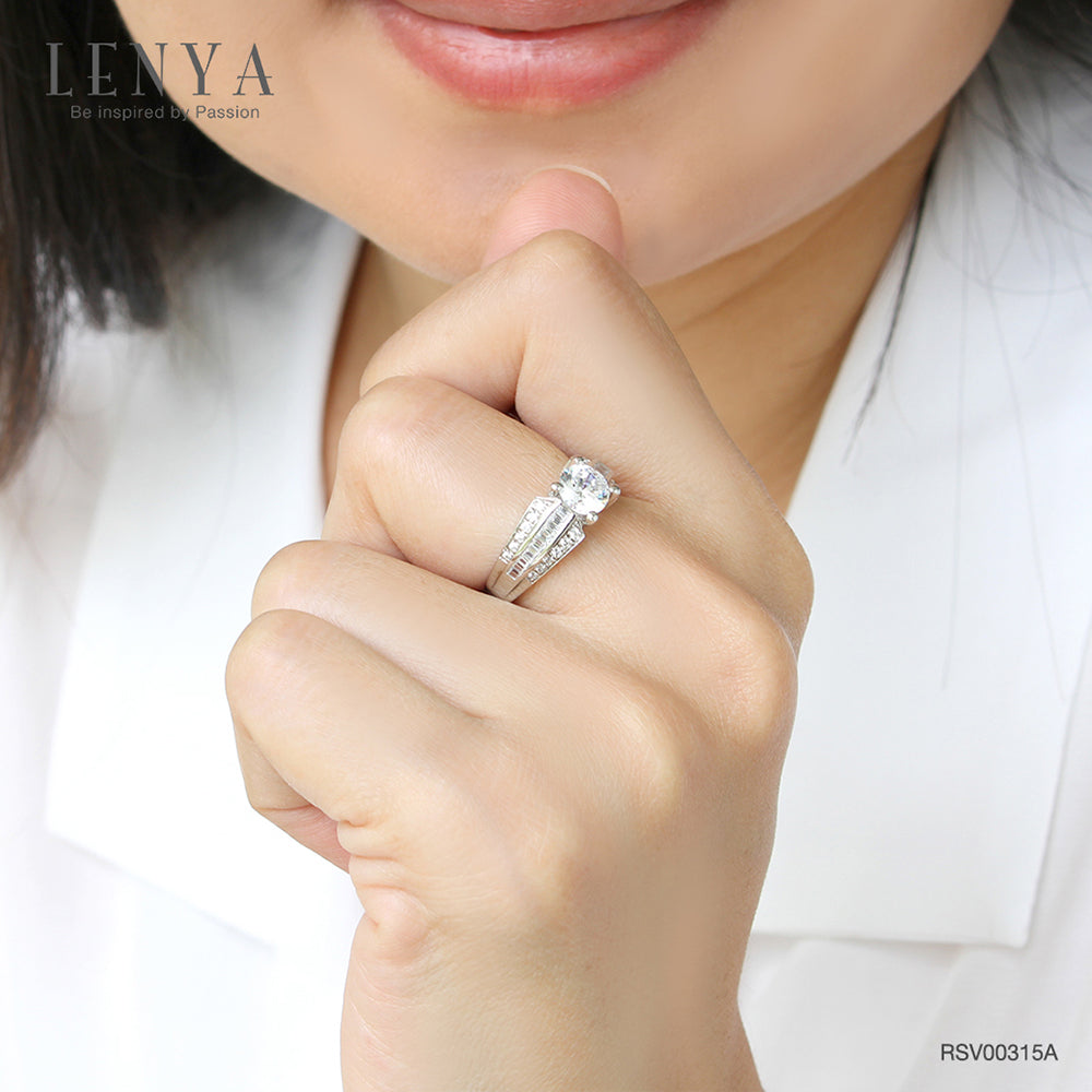 LENYA แหวน CZ Diamondlike เสริมบุคลิกและความมั่นใจ ขนาด 6.5 มิล ตัวเรือนเงินแท้925 ชุบทองคำขาว