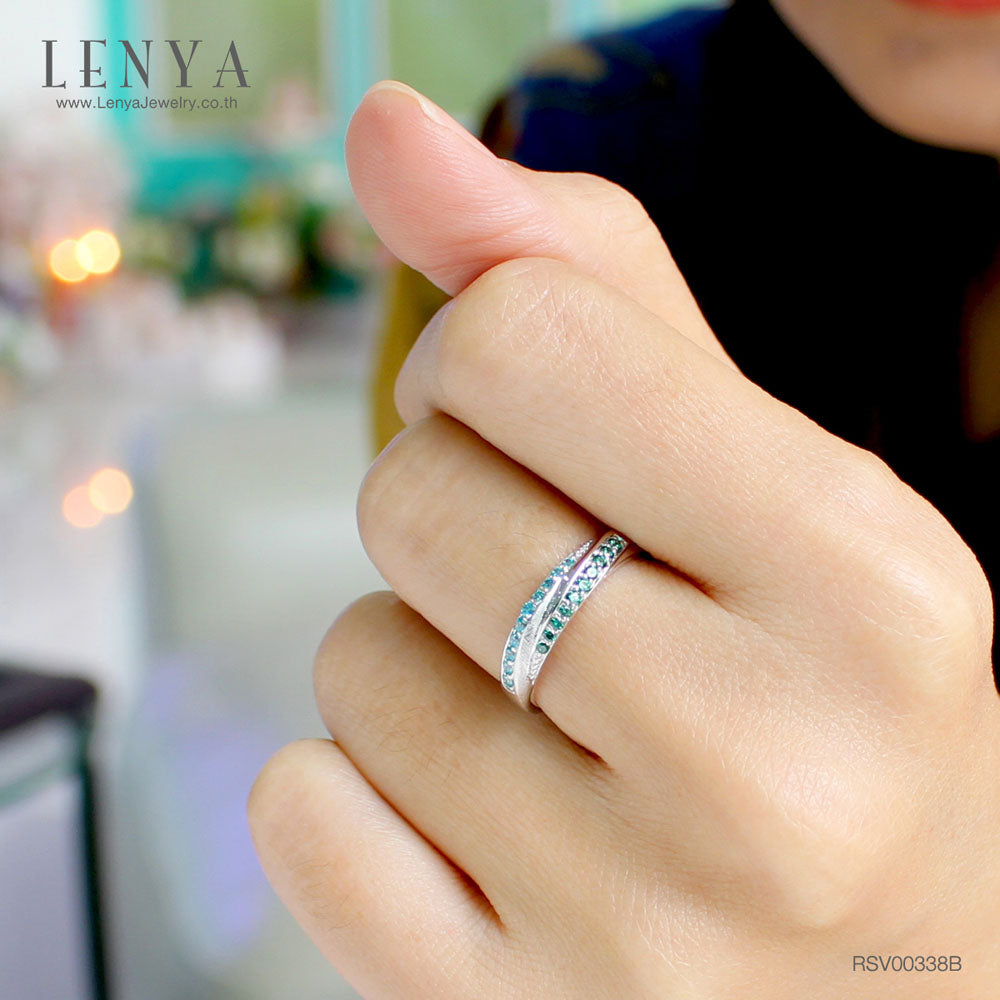 LENYA แหวนประดับ SWAROVSKI ZIRCONIA สีเขียวและสีฟ้า  ตัวเรือนเงินแท้ 925  ชุบทองขาว ใส่แหวน เสริมรสนิยม สวยสง่า ดูดี
