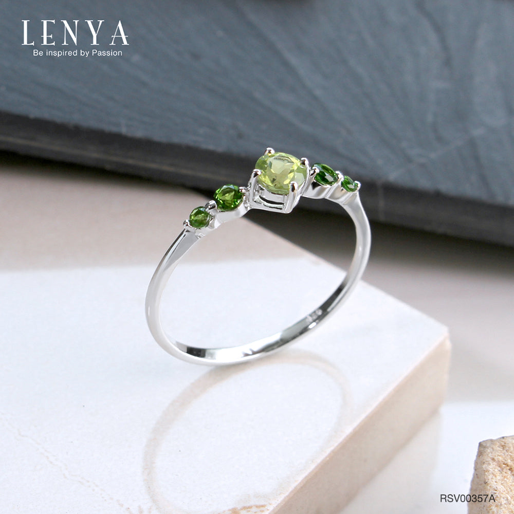 LENYA แหวนพลอยเพอริดอท เสริมโชคลาภ ความรัก ชีวิตมั่นคง ขนาด 4 มิล ตัวเรือนเงินแท้925 ชุบทองคำขาว