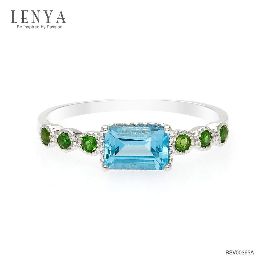 LENYA แหวนเงินแท้ 925 ชุปทองคำขาว ประดับพลอย สีฟ้า บลูโทแพซ(Blue Topaz) รูปทรงสี่เหลี่ยม ดูมีสไตล์ และเสริมแต่งด้วย สีเขียว โครม ไดออฟไซต์ (chrome Diopside)  เพิ่มความโดดเด่นอย่างสวยงาม